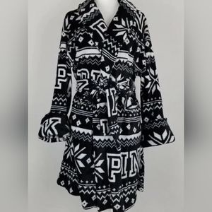 VS PINK Victoria’s Secret Fuzzy Plush Short Robe XS / S Black & White Fair Isle